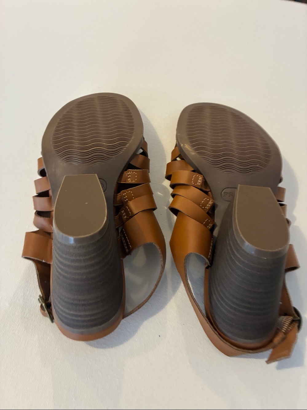 Frye & Co Brown Multi-Strap Brown Block Heel Sandals Sz 7 Worn 1x - Picture 5 of 5